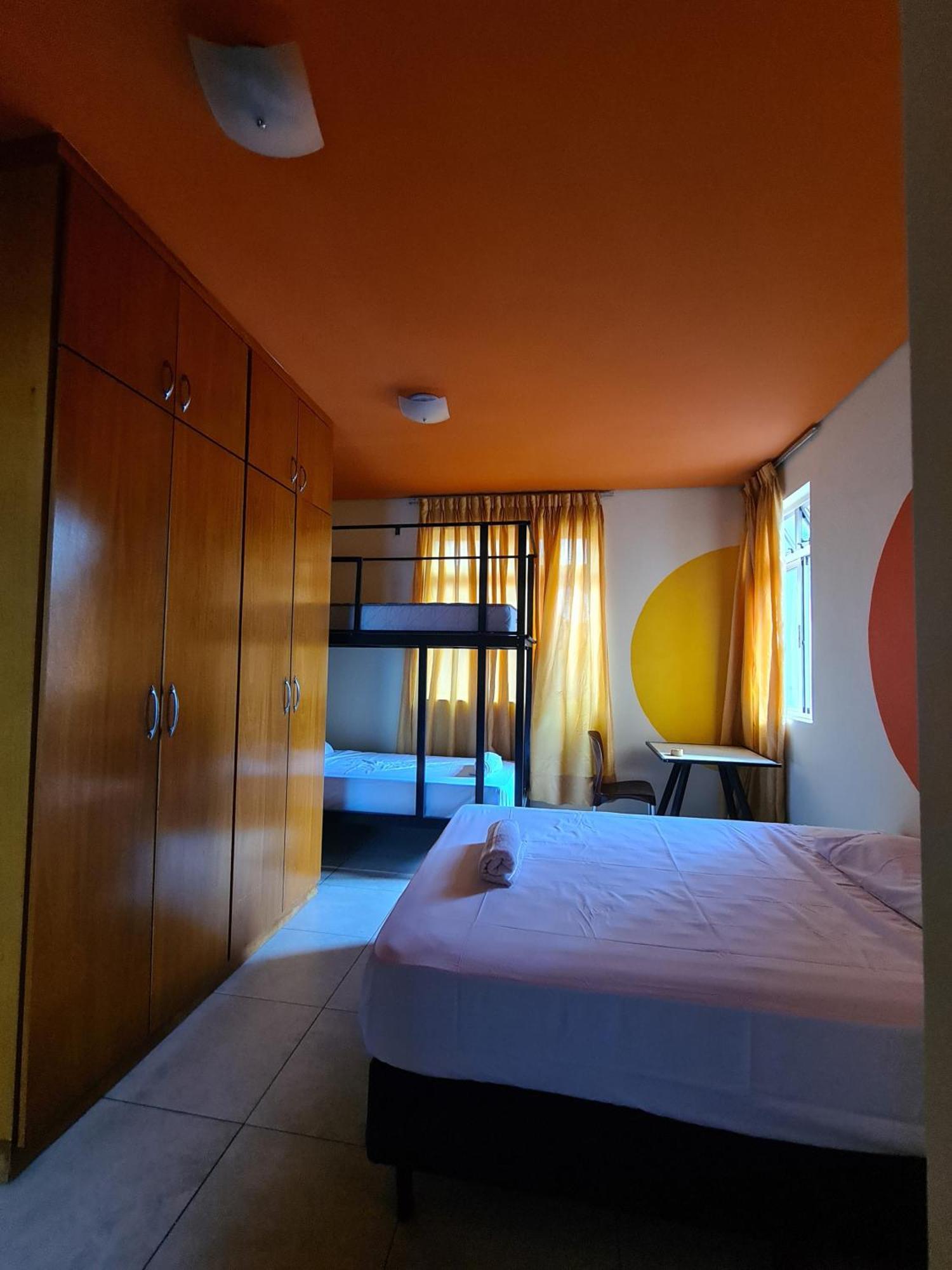 Poente Hostel Belo Horizonte Esterno foto
